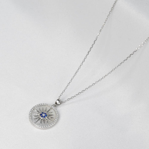 Gargantilla de Plata con Dije Circular de Madre Perla y Sol con Zirconias Azules
